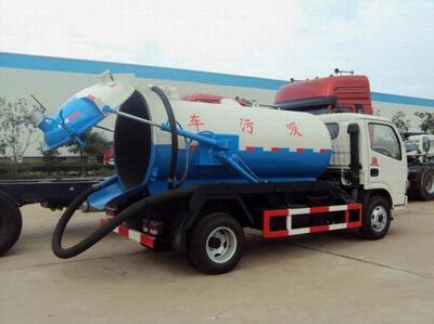 吸糞車與吸污車 正確選車，告別誤區(qū)，兼論畜禽運輸車的應(yīng)用