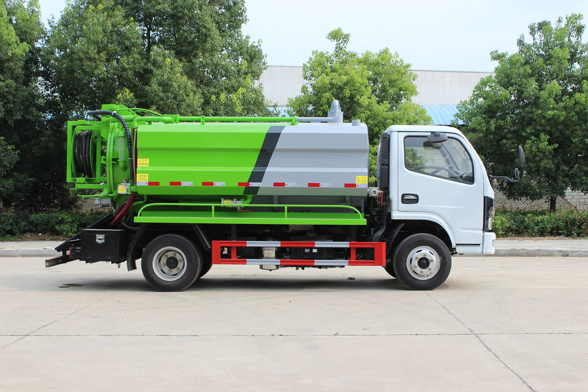 今日推薦 國六6方清洗吸污車與冷藏車，長期現車供應