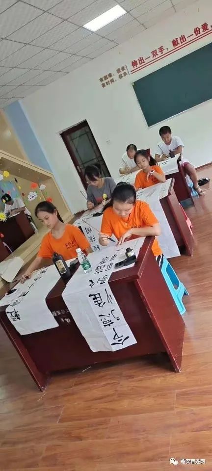 翰墨飄香，丹青溢彩——為蓬安古風軒書畫工作室考級獲證書的學員們點贊